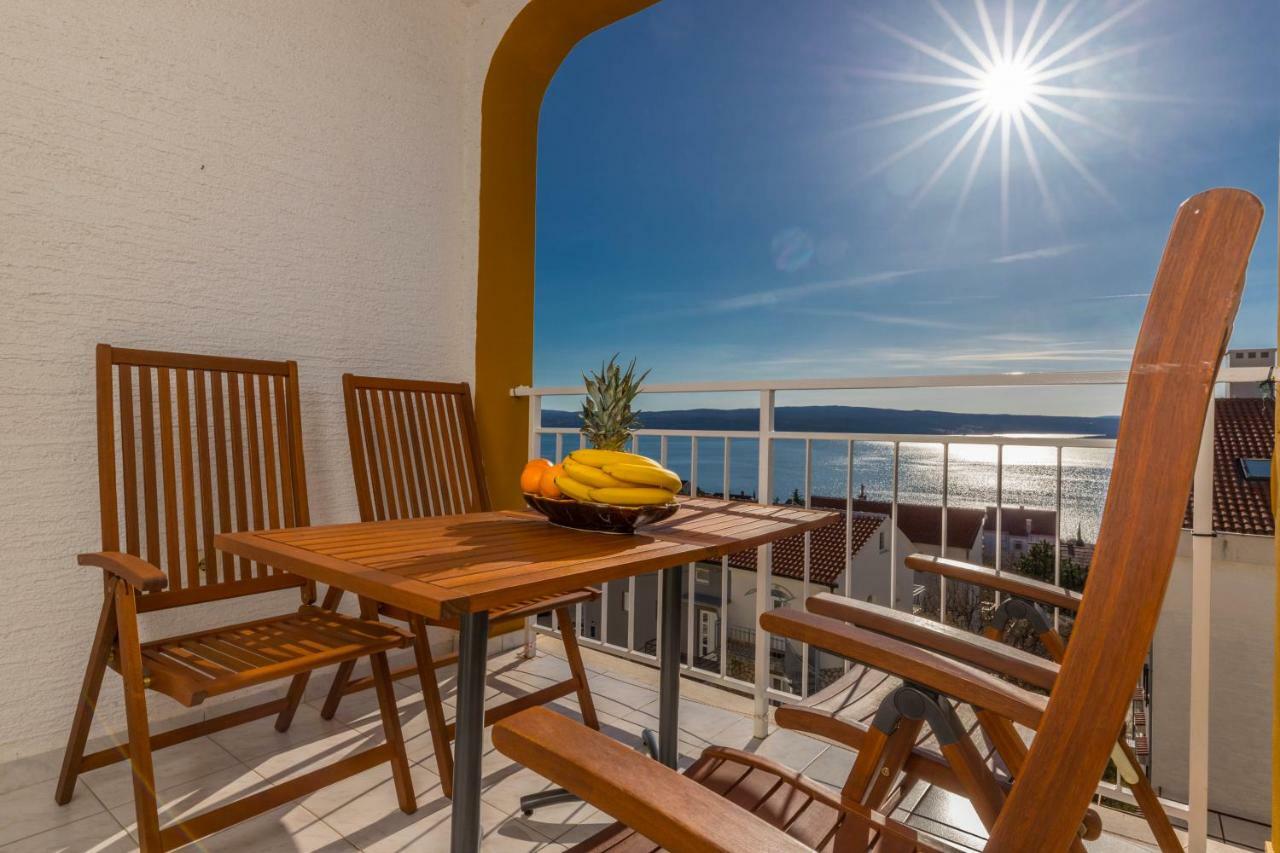 Apartmani Adria Lila Crikvenica 德拉马利 外观 照片