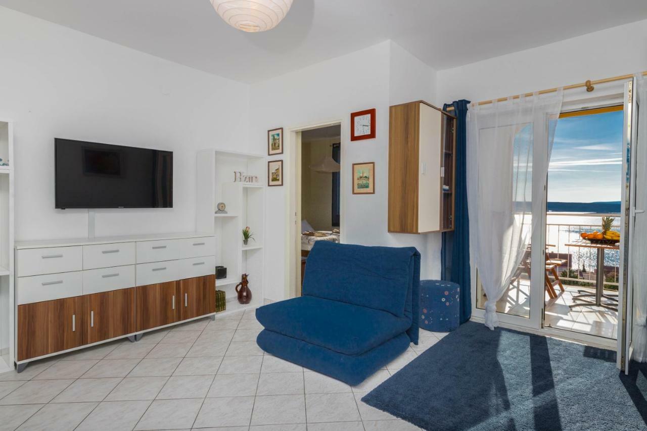 Apartmani Adria Lila Crikvenica 德拉马利 外观 照片
