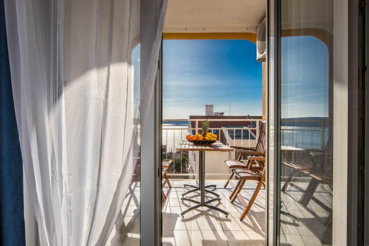 Apartmani Adria Lila Crikvenica 德拉马利 外观 照片