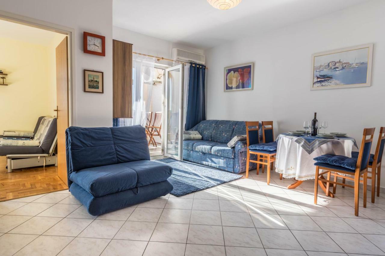 Apartmani Adria Lila Crikvenica 德拉马利 外观 照片