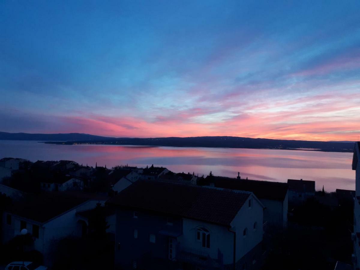 Apartmani Adria Lila Crikvenica 德拉马利 外观 照片